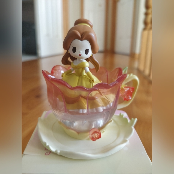 Disney Other - Belle within Rose Teacup (Disney princess teacup D-baby series bind box)